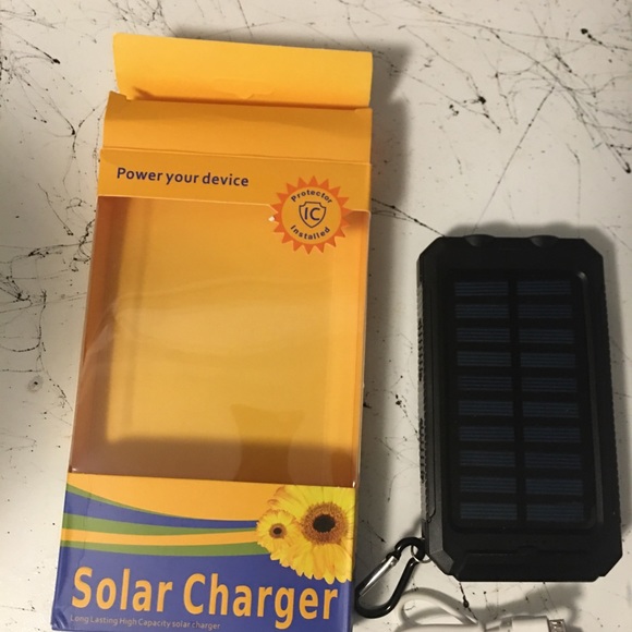 POWERFUL USB Portable Charger,Solar PowerBank,Cell Phone,Laptop, FLASHlight - Picture 8 of 8